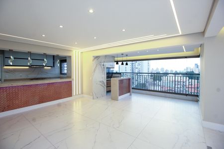 Apartamento à venda com 128m², 3 quartos e 3 vagas Apartamento à venda com 128m², 3 quartos e 3 vagasSala