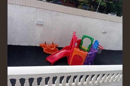 Apartamento para alugar com 60m², 2 quartos e 1 vaga Apartamento para alugar com 60m², 2 quartos e 1 vagaÁrea comum - Playground
