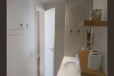 Apartamento para alugar com 60m², 2 quartos e 1 vaga Apartamento para alugar com 60m², 2 quartos e 1 vagaBanheiro