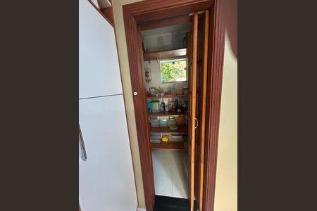 Casa à venda com 302m², 4 quartos e 5 vagas