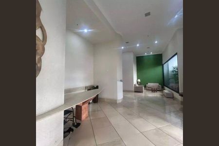 Apartamento à venda com 70m², 2 quartos e 1 vaga