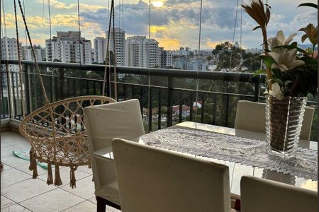 Apartamento à venda com 121m², 3 quartos e 2 vagas