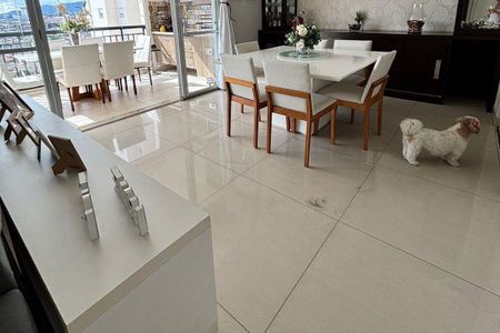 Apartamento à venda com 121m², 3 quartos e 2 vagas