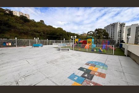 Apartamento à venda com 2 quartos, 68m² em Engenhoca, Niterói