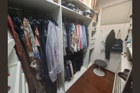 Apartamento à venda com 230m², 3 quartos e 3 vagas