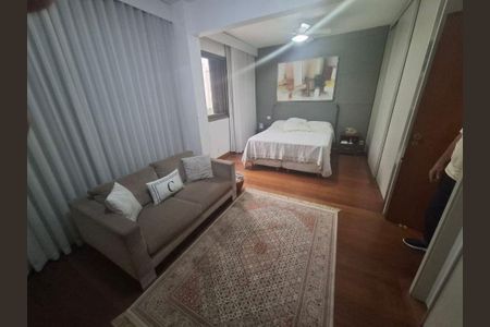 Apartamento à venda com 230m², 3 quartos e 3 vagas