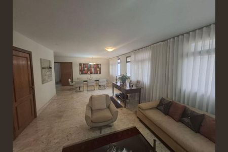 Apartamento à venda com 3 quartos, 230m² em Serra, Belo Horizonte