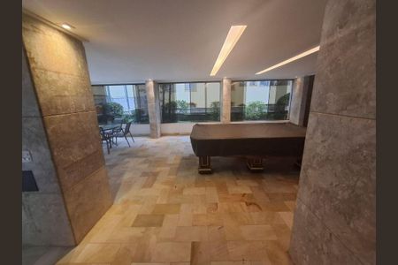 Apartamento à venda com 3 quartos, 230m² em Serra, Belo Horizonte