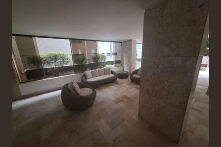 Apartamento à venda com 230m², 3 quartos e 3 vagas