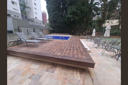Apartamento à venda com 230m², 3 quartos e 3 vagas