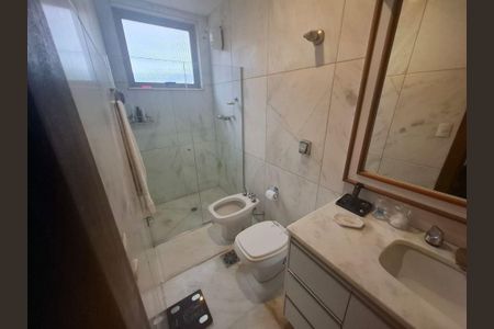 Apartamento à venda com 230m², 3 quartos e 3 vagas