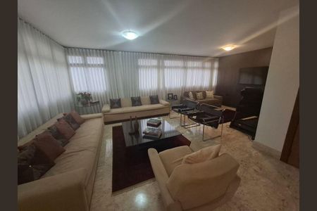 Apartamento à venda com 230m², 3 quartos e 3 vagas