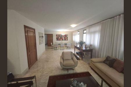 Apartamento à venda com 3 quartos, 230m² em Serra, Belo Horizonte