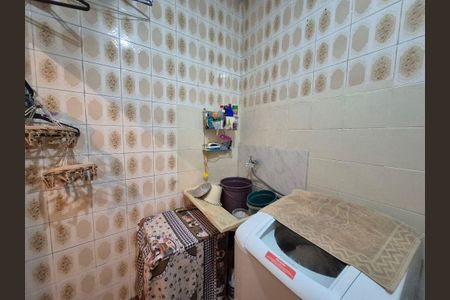 Casa à venda com 95m², 2 quartos e 1 vaga