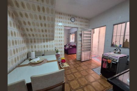 Casa à venda com 2 quartos, 95m² em Vila Tiradentes, São Paulo