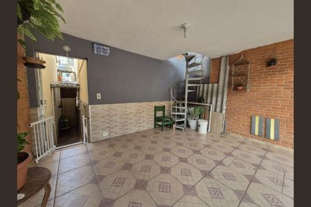 Casa à venda com 2 quartos, 95m² em Vila Tiradentes, São Paulo