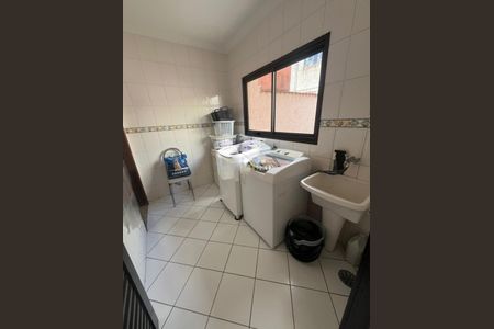 Casa à venda com 350m², 3 quartos e 5 vagas