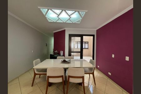 Casa à venda com 3 quartos, 350m² em Jardim Sapopemba, São Paulo