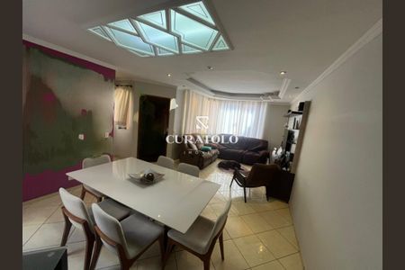 Casa à venda com 3 quartos, 350m² em Jardim Sapopemba, São Paulo
