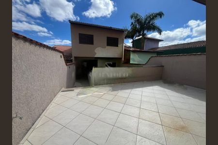 Casa à venda com 350m², 3 quartos e 5 vagas