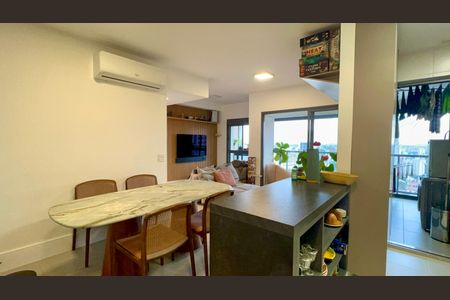 Apartamento à venda com 71m², 2 quartos e 1 vagaSala de Jantar