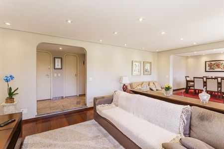 Sala de apartamento à venda com 4 quartos, 200m² em Chácara Itaim, São Paulo