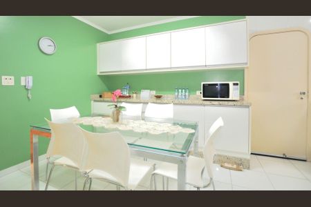Apartamento à venda com 200m², 4 quartos e 2 vagas