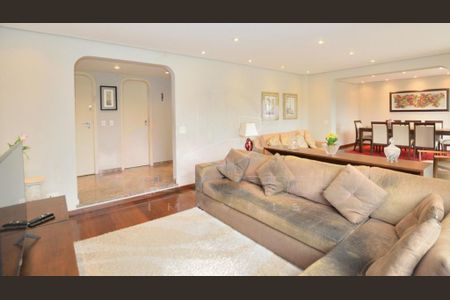Apartamento à venda com 200m², 4 quartos e 2 vagas