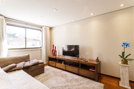 Apartamento à venda com 200m², 4 quartos e 2 vagas Apartamento à venda com 200m², 4 quartos e 2 vagasSala