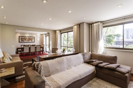 Sala de apartamento à venda com 4 quartos, 200m² em Chácara Itaim, São Paulo