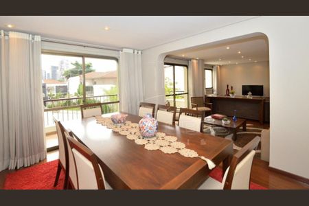 Apartamento à venda com 200m², 4 quartos e 2 vagas
