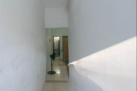 Hall de entrada de kitnet/studio para alugar com 1 quarto, 26m² em Vila Lemos, Campinas