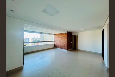 Apartamento para alugar com 4 quartos, 115m² em Estoril, Belo Horizonte