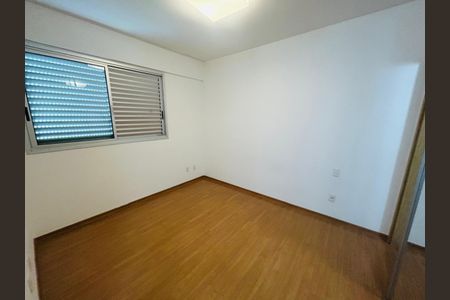 Apartamento para alugar com 115m², 4 quartos e 2 vagas