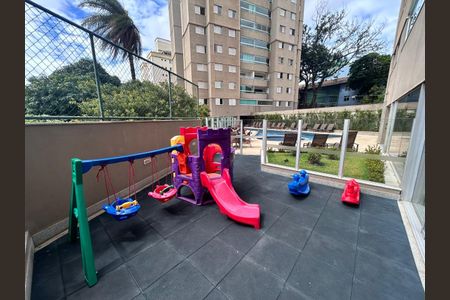 Apartamento para alugar com 115m², 4 quartos e 2 vagas