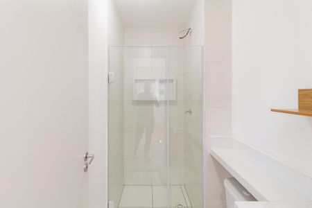 Apartamento para alugar com 35m², 2 quartos e 1 vaga Apartamento para alugar com 35m², 2 quartos e 1 vagaBanheiro
