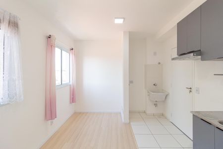 Apartamento para alugar com 35m², 2 quartos e 1 vaga Apartamento para alugar com 35m², 2 quartos e 1 vagaSala/Cozinha