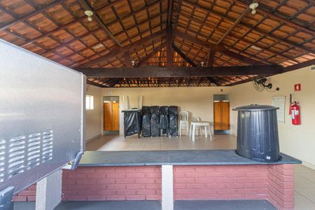 Apartamento para alugar com 47m², 2 quartos e 1 vaga Apartamento para alugar com 47m², 2 quartos e 1 vagaÁrea comum - Salão de festas
