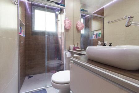 Apartamento para alugar com 47m², 2 quartos e 1 vaga Apartamento para alugar com 47m², 2 quartos e 1 vagaBanheiro