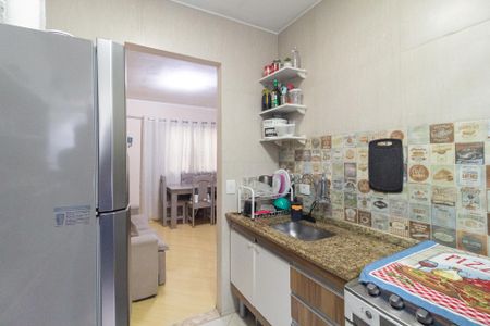 Apartamento para alugar com 47m², 2 quartos e 1 vaga Apartamento para alugar com 47m², 2 quartos e 1 vagaCozinha e Área de Serviço