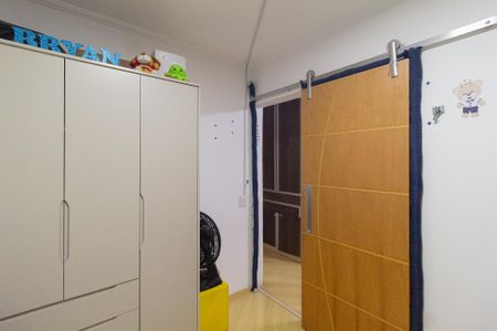 Quarto 1 de apartamento para alugar com 2 quartos, 47m² em Ayrosa, Osasco