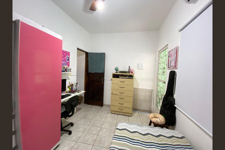 Casa à venda com 140m², 2 quartos e sem vaga