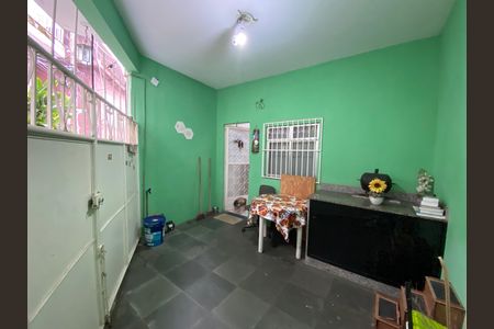 Casa à venda com 140m², 2 quartos e sem vaga