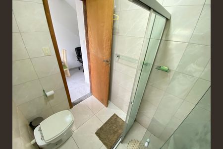 Casa à venda com 140m², 2 quartos e sem vaga