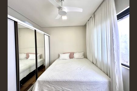 Quarto 3 de casa à venda com 3 quartos, 500m² em Trevo, Belo Horizonte