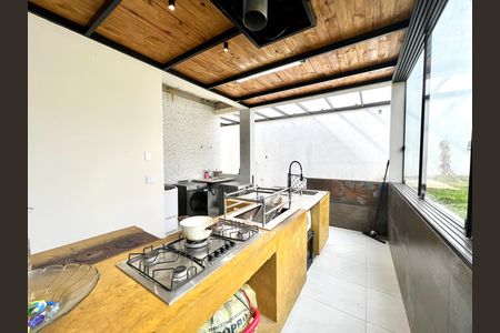 Cozinha de casa à venda com 3 quartos, 500m² em Trevo, Belo Horizonte