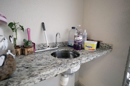 Apartamento à venda com 68m², 2 quartos e 1 vagaSacada