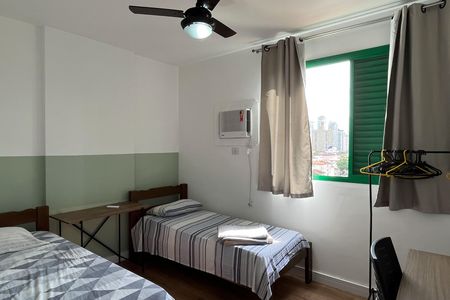 Quarto 1 de apartamento para alugar com 2 quartos, 80m² em Embaré, Santos