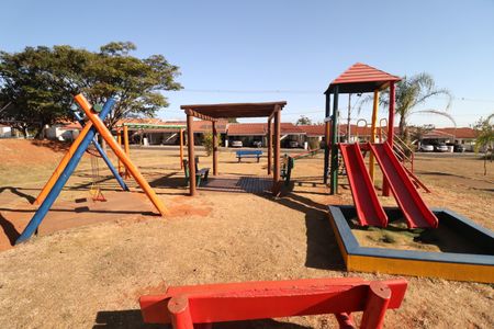 Casa de condomínio para alugar com 48m², 2 quartos e 2 vagasÁrea comum