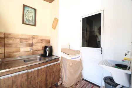 Casa de condomínio para alugar com 48m², 2 quartos e 2 vagasÁrea de Serviço